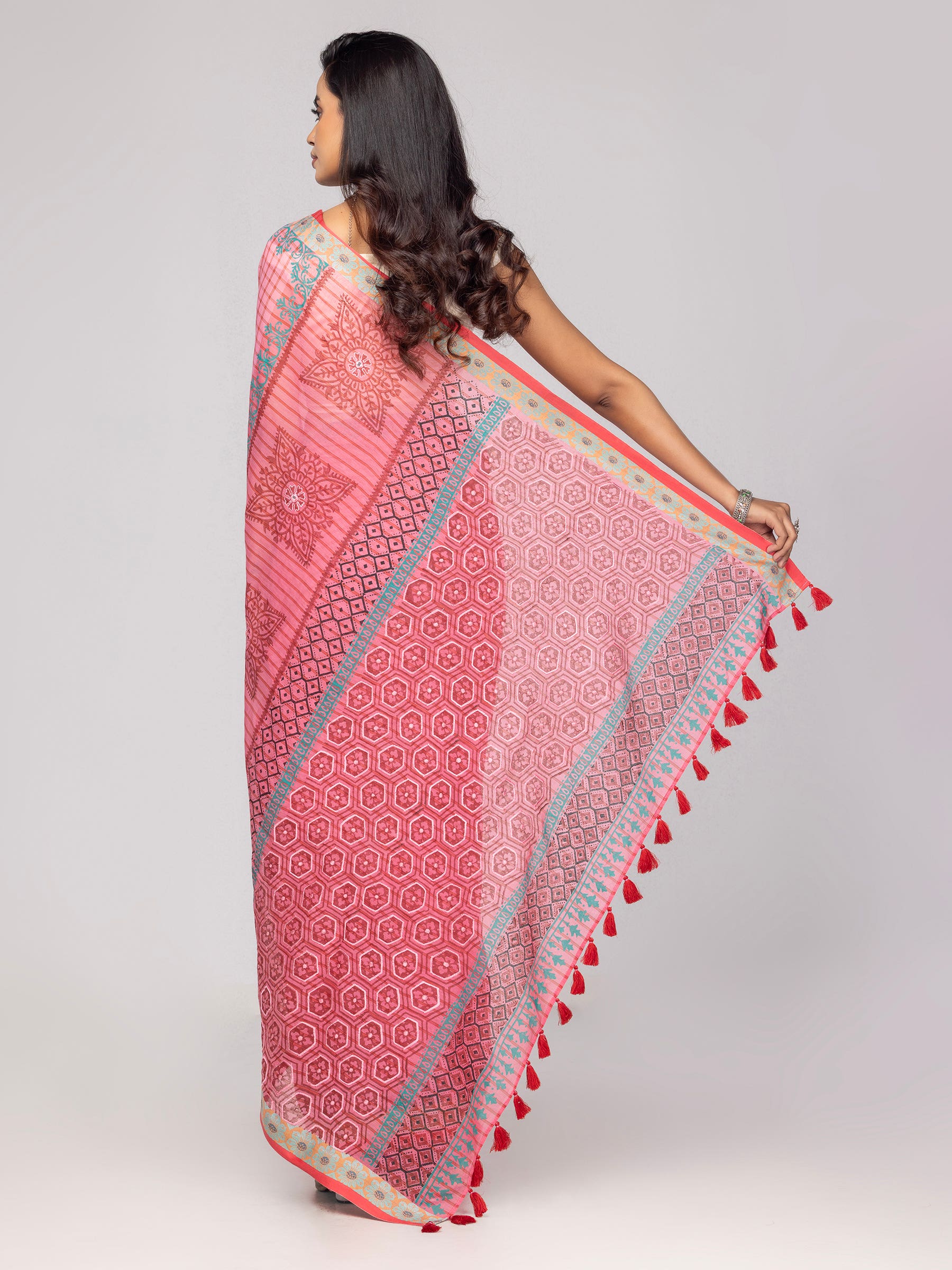 SAREE - Image 3