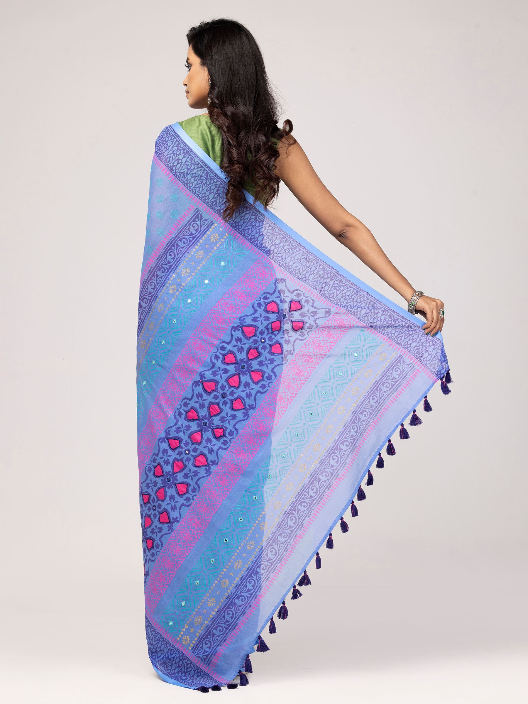 SAREE - Image 2
